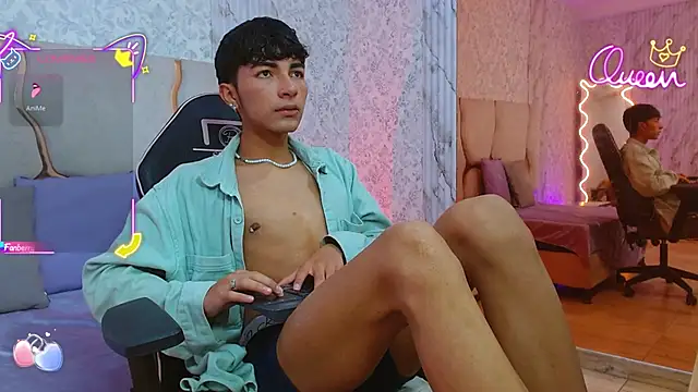 osamu_tay Show in webcam