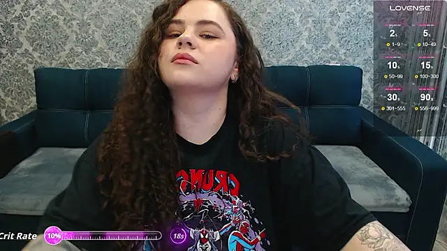 LunaRoub's Live XXX Chat