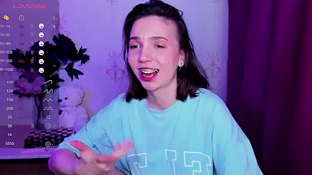 KindHazelHere_: απευθείας συνομιλία ΧΧΧ