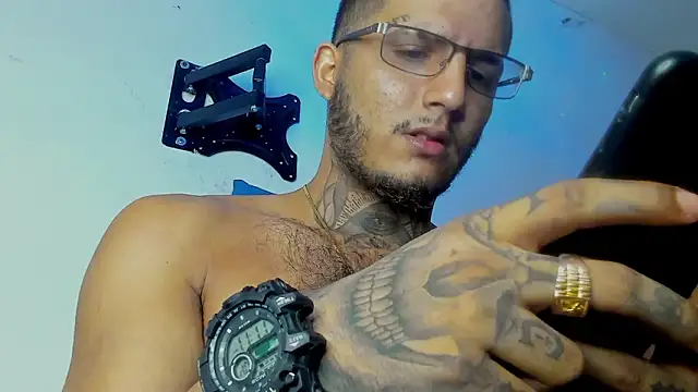 Lord_LuciferHotDirty777 Adlı Modelin Web Kamerası Şovu