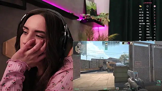 CuteAnna- Chat XXX live