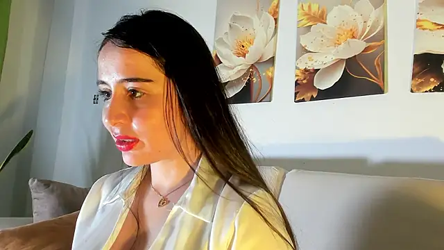 Viioletcollins 现场XXX聊天