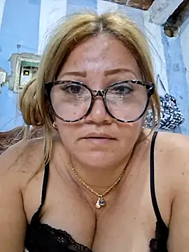 Carlotaazulのウェブカメラショー