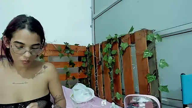 cris_dulceのライブXXXチャット