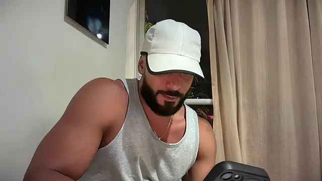 romeolovedark's Live XXX Chat