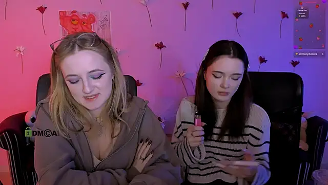 liana_kisses Chat XXX live