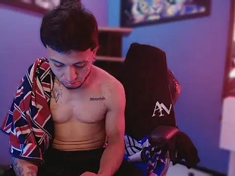 Czat XXX na żywo – Thonixxx_mr