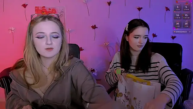 liana_kisses Chat XXX live