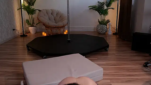 عرض كام KittyCaitlin