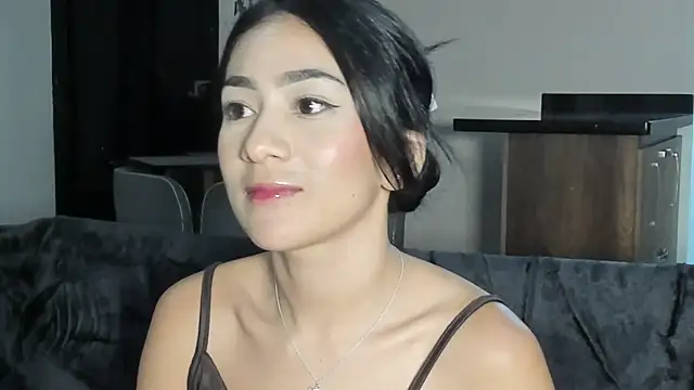 Chat +18 de elissaWhite ao vivo