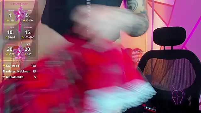 _carla_rosee's Live XXX Chat