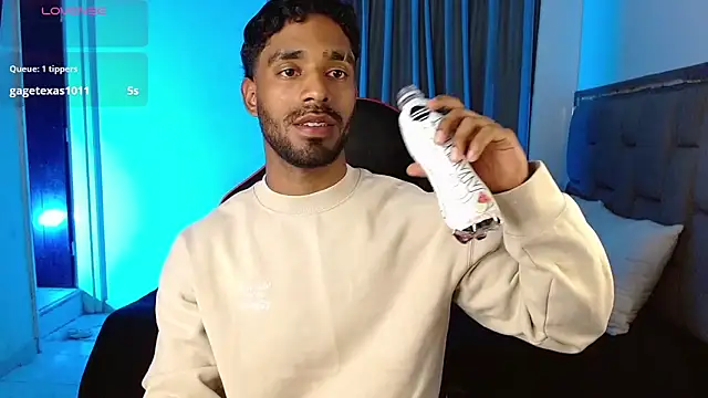 Christian_thor Adlı Modelin Canlı XXX Sohbeti