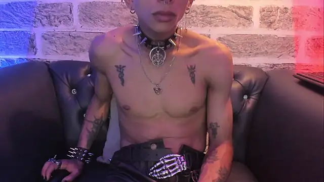 Maximoking26 Adlı Modelin Web Kamerası Şovu