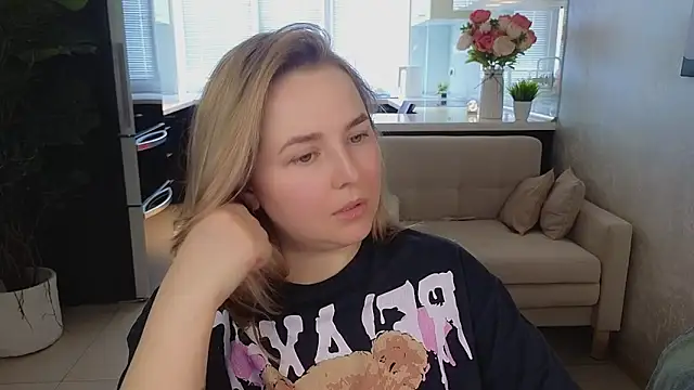 แชท XXX สดของ Mira_Mermayd