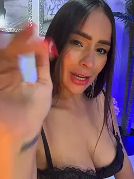 Mau_White Adlı Modelin Canlı XXX Sohbeti