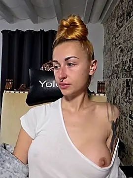 kylie_blck 现场XXX聊天