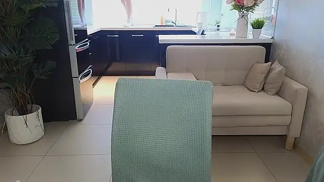 Mira_Mermayd's Live XXX Chat