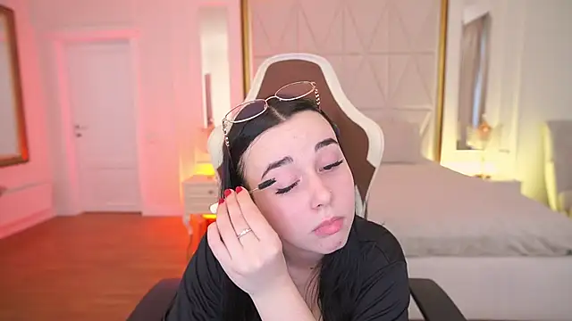 TorrySrar's Live XXX Chat