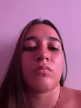 Lilly_Peach22's Live XXX Chat