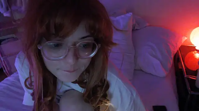 Show de KatieMelone na webcam