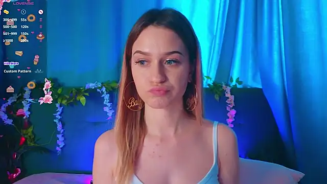 AlinaWalters' Live XXX Chat