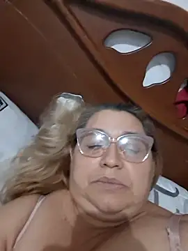 alexa_243 লাইভ XXX চ্যাট