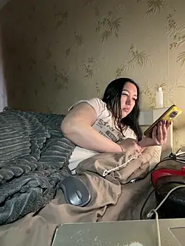 Chat XXX en directo de Naughtbaby_2025