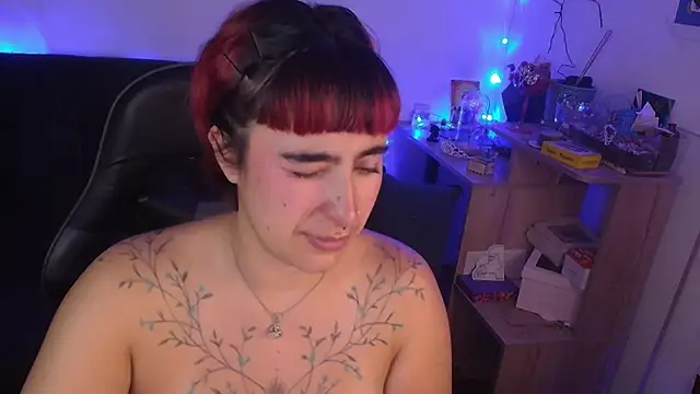 Miacatsito3's Live XXX Chat