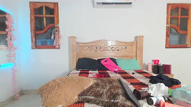 bratz_glloe লাইভ XXX চ্যাট