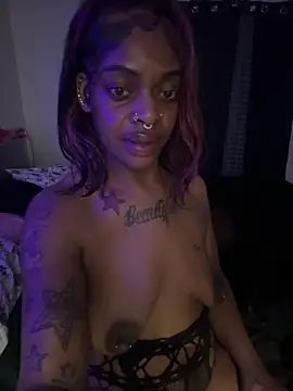 WavyTsunami's Live XXX Chat