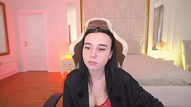 TorrySrar লাইভ XXX চ্যাট