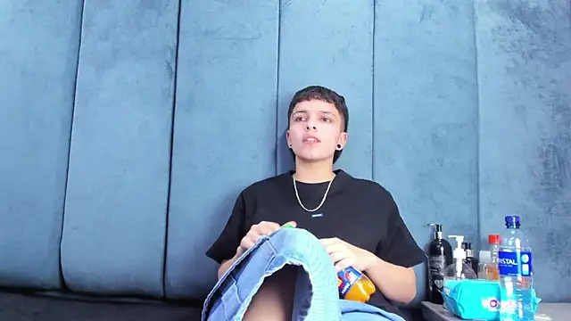 Chatroom XXX en direct de Megan_Thompson_