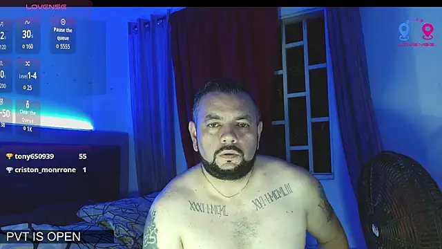 perverseveteranmanxxx's Webcam Show