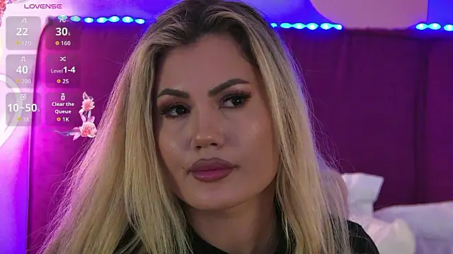 CellineHudsonのライブXXXチャット