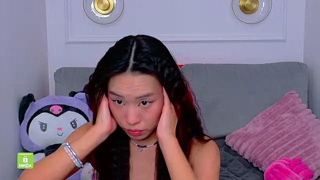 EveNightfallのライブXXXチャット