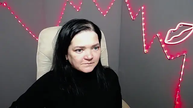 LauraFinn – Live XXX-chat