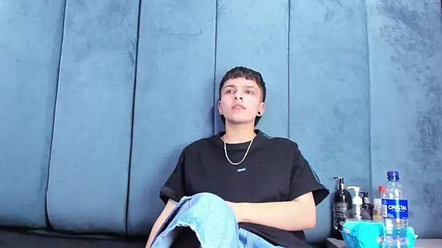 Megan_Thompson_: онлайн-секс-чат