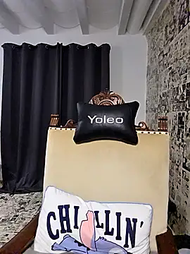 kylie_blck 现场XXX聊天