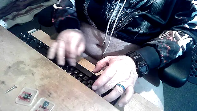 Oldmanphlwiss Live XXX-Chat