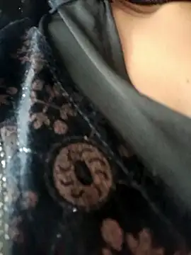 Aafreen_36's Live XXX Chat