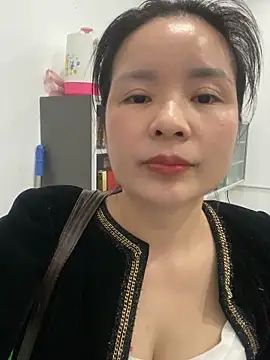 Ivy_Trix2 即時 XXX 聊天