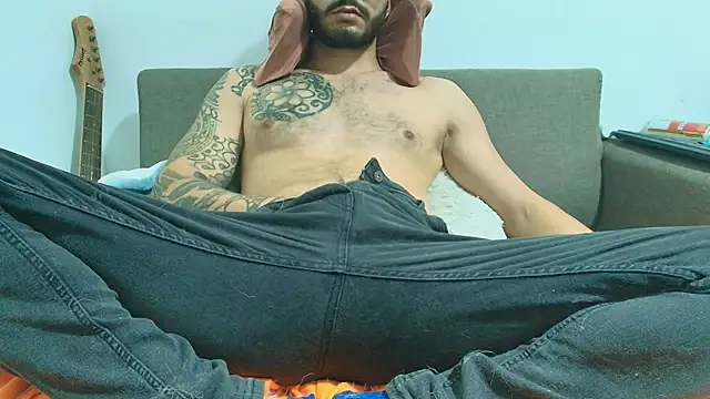 Chat XXX ao vivo de thomas_gun