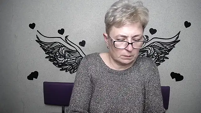 EmiliaGree élő XXX-chatje