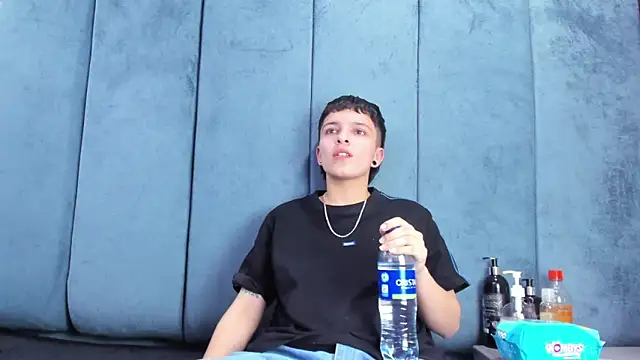 Megan_Thompson_'s Live XXX Chat