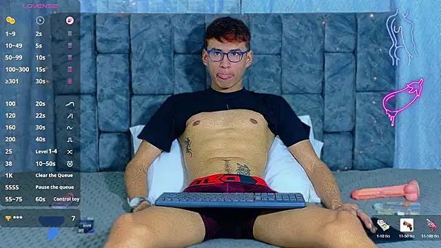 NicolasTorrez Pertunjukan Webcam