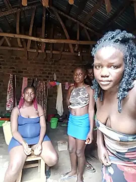 holygrail001 Webcam Show