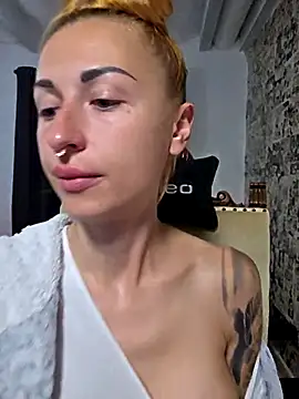 kylie_blck Chat XXX in diretta