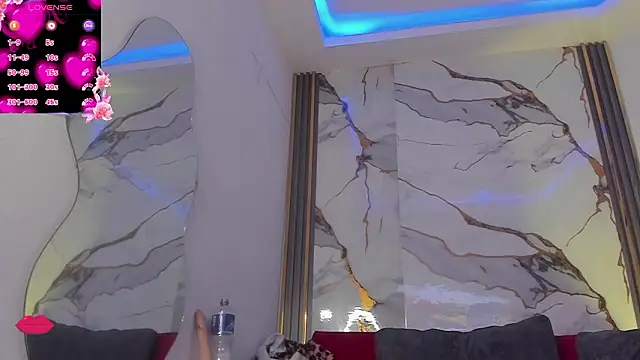 LoverLauren2 即時 XXX 聊天