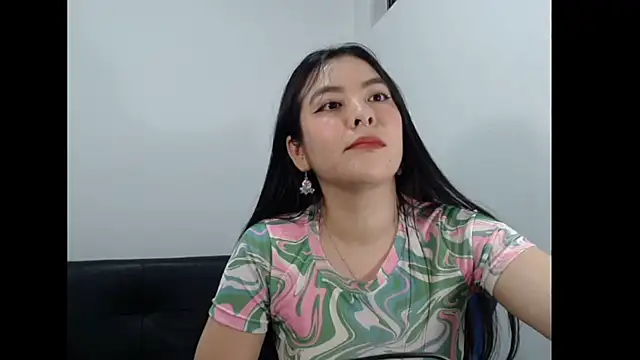 EloiseJun Live XXX-Chat