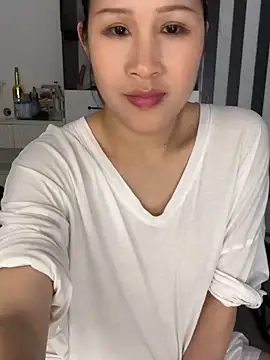 littlesluttycat 网络视讯表演